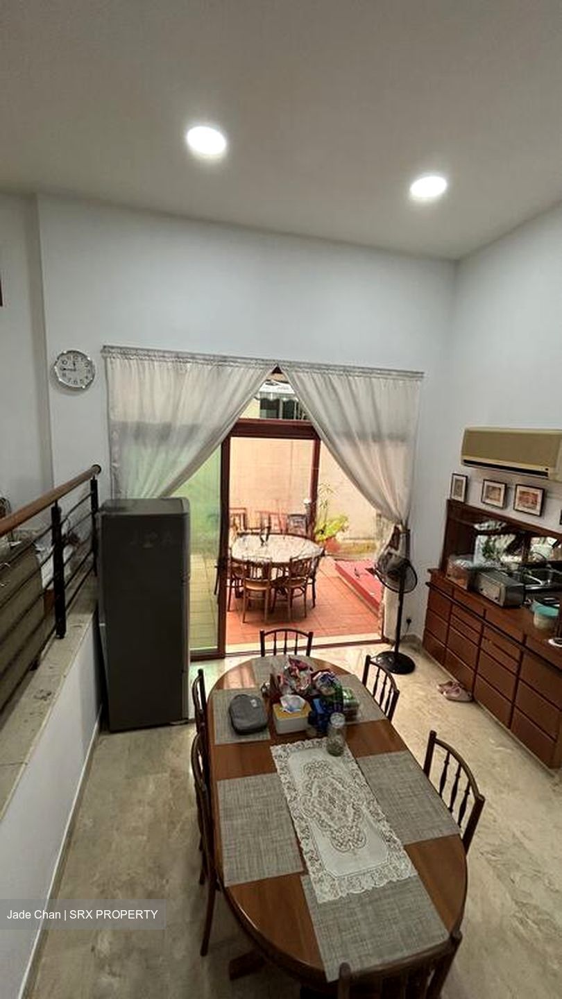 Upper Changi Road (D16), Terrace #503641241